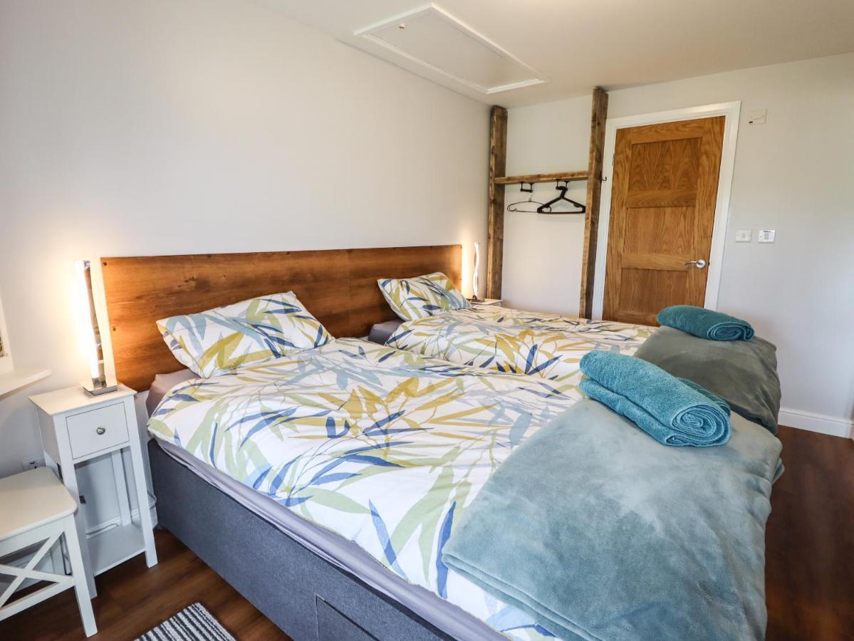 Meols Holiday Lodge วิรัล ภายนอก รูปภาพ